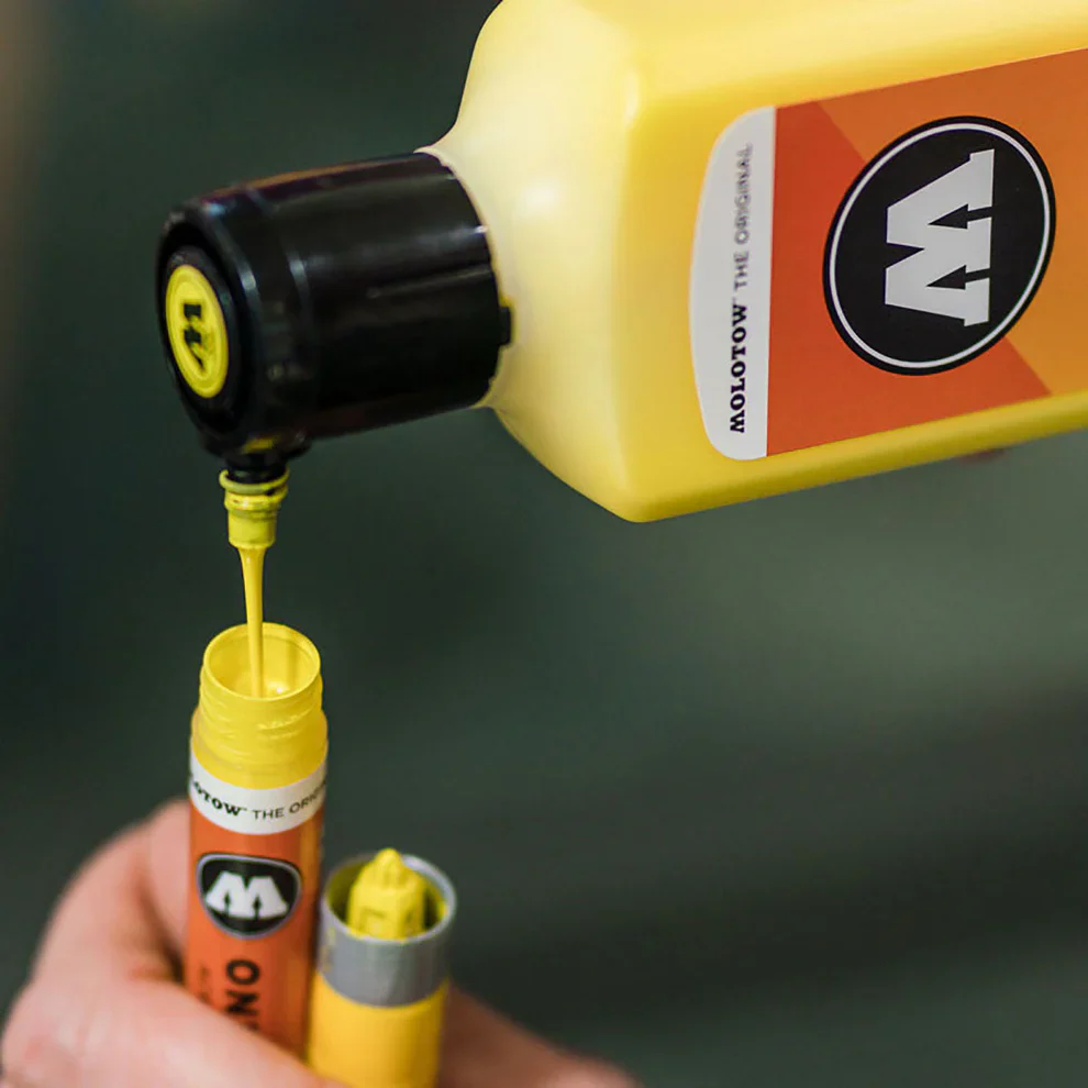 Molotow ONE4ALL Acrylic Twin Marker - Image 3